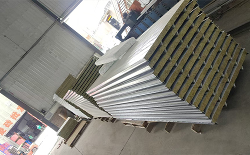 城中彩钢夹芯板